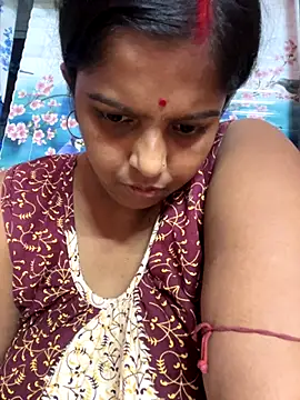 Snapshot of Beauty-queen chatting on 19, 10, 2025 Beauty-queen online show from 19, 10, 2025