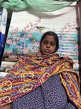 Snapshot of Beauty-queen chatting on 20, 11, 2025 Beauty-queen online show from 20, 11, 2025