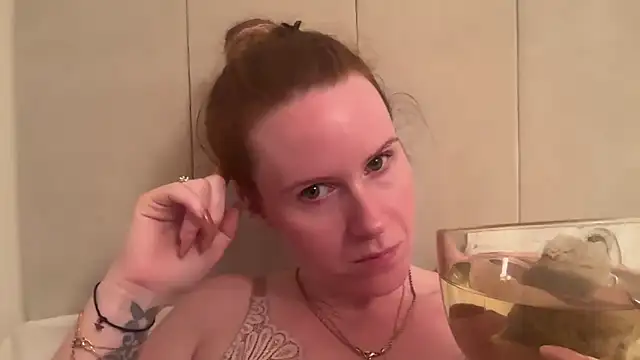 redheadrosie69 online show from 29, 9, 2025