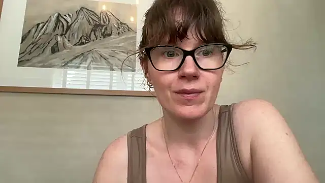 Snapshot of redheadrosie69 chatting on 8, 6, 2026 redheadrosie69 online show from 8, 6, 2026