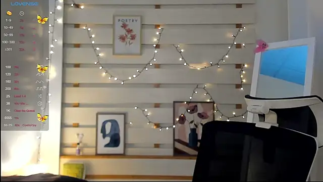 Josephine Kiss online show from 13, 10, 2025