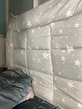 ninini92 online show from 8, 12, 2024