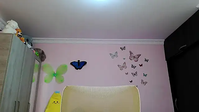 caroline jonson online show from 10, 10, 2025