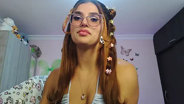 caroline jonson online show from 13, 12, 2025