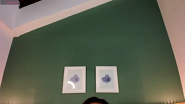  anavictoria  online show from 8, 3, 2025