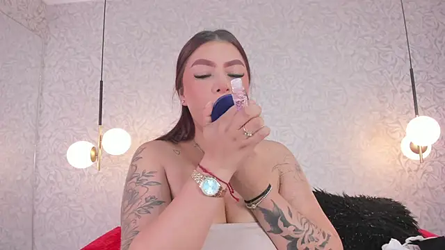 Snapshot of dawa_angels chatting on 25, 10, 2025 dawa angels online show from 25, 10, 2025