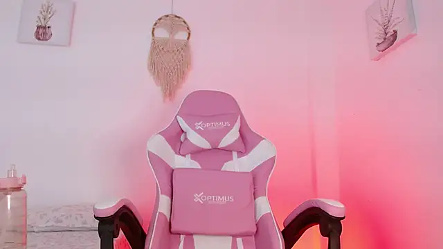  abby Cooper  online show from 1, 3, 2025