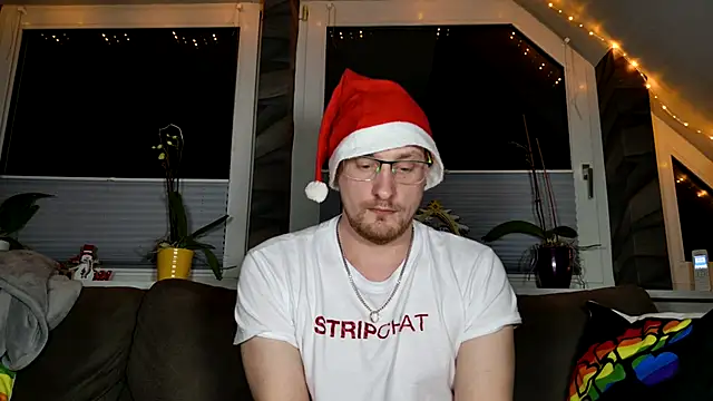 Snapshot of Relsxboy chatting on 18, 12, 2024 Relsxboy online show from 18, 12, 2024