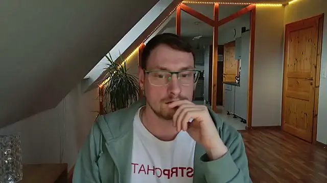 Snapshot of Relsxboy chatting on 13, 3, 2025 Relsxboy online show from 13, 3, 2025