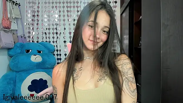 Snapshot of lucyy_tay chatting on 12, 12, 2024 lucyy tay online show from 12, 12, 2024