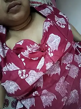 cuteyqueen online show from 6, 3, 2025