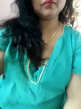 cuteyqueen online show from 8, 3, 2025