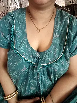 cuteyqueen online show from 14, 2, 2026