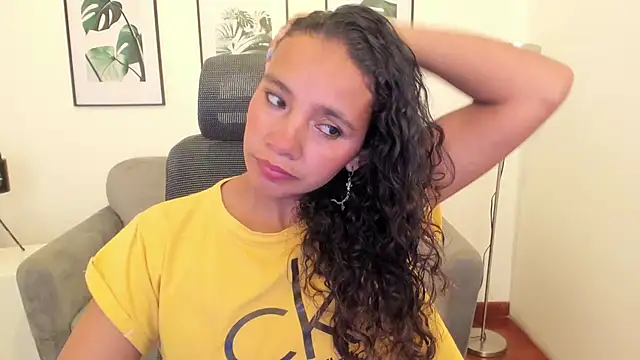 leslyflorez online show from 22, 2, 2025