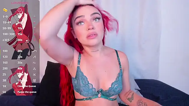 NicoleRouss online show from 26, 2, 2025