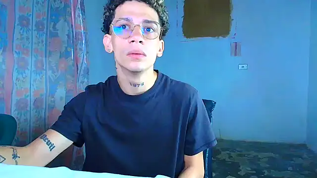 Snapshot of mateodeamjo chatting on 3, 2, 2026 mateodeamjo online show from 3, 2, 2026