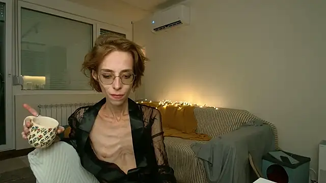 Snapshot of amber_quell_here chatting on 10, 7, 2026 amber quell here online show from 10, 7, 2026