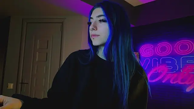 AriaVoss online show from 9, 12, 2024