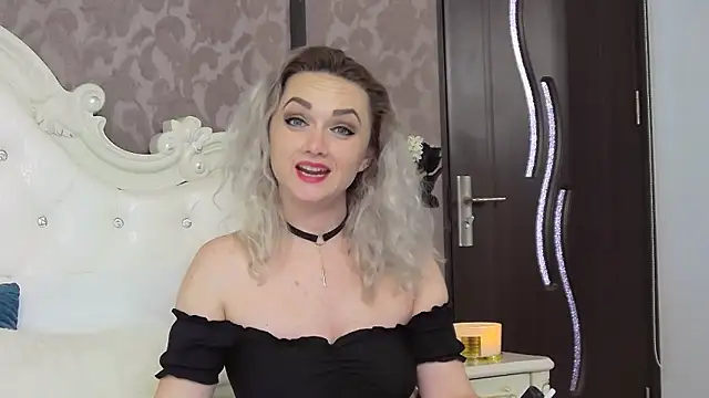 EllianaReese online show from 12, 2, 2025