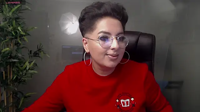 BustyAllyy online show from 19, 1, 2025