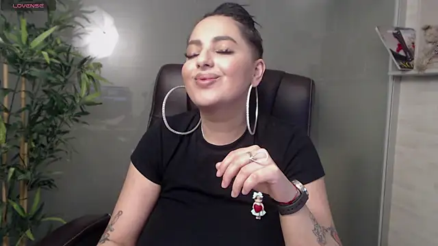 BustyAllyy online show from 11, 3, 2025