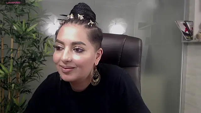 BustyAllyy online show from 17, 3, 2025