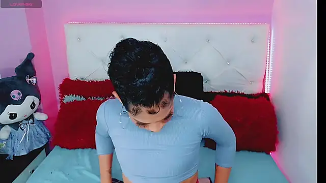 Snapshot of Amanda_bigx chatting on 9, 10, 2025 Amanda bigx online show from 9, 10, 2025