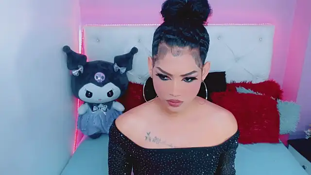 Snapshot of Amanda_bigx chatting on 18, 10, 2025 Amanda bigx online show from 18, 10, 2025