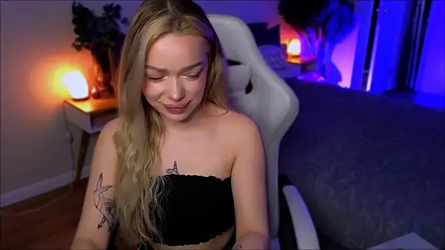 Lily Yin online show from 21, 4, 2026