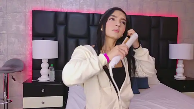 MiaSweeths online show from 25, 10, 2025