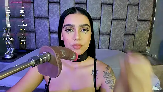 Foxy Assh  online show from 15, 4, 2026