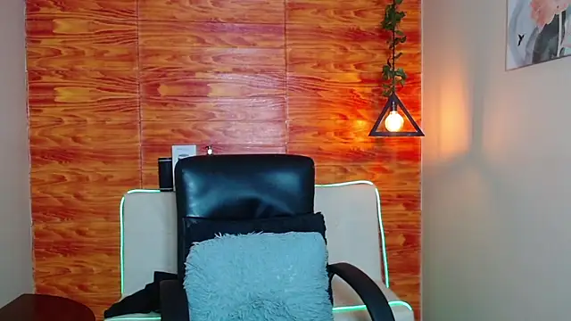 Bastiaan 28 online show from 22, 1, 2025