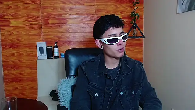 Bastiaan 28 online show from 6, 2, 2025