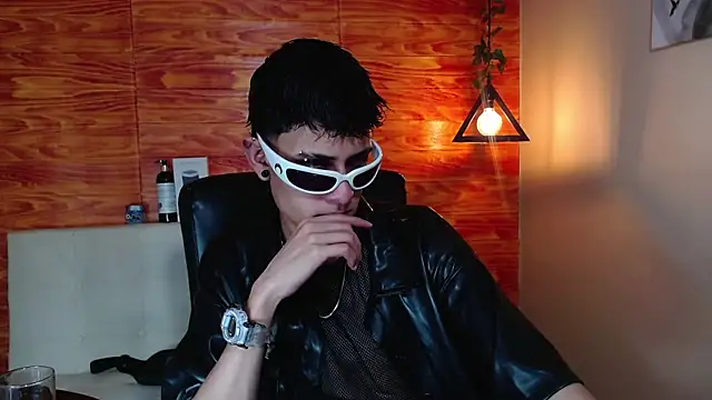 Bastiaan 28 online show from 8, 2, 2025