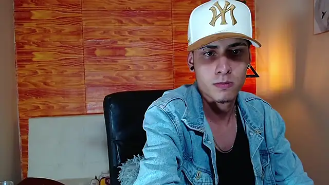 Bastiaan 28 online show from 19, 2, 2025