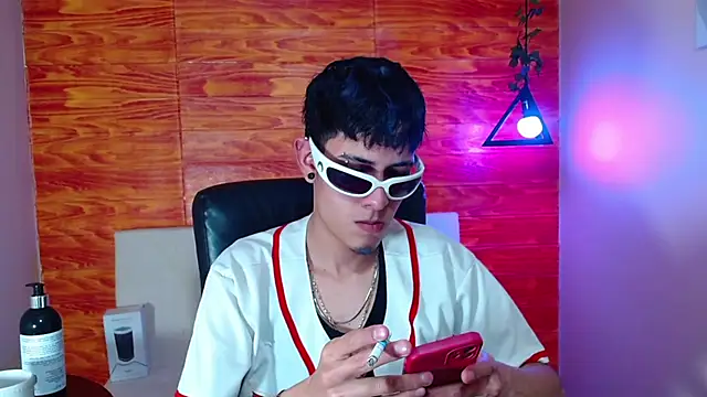 Bastiaan 28 online show from 16, 3, 2025