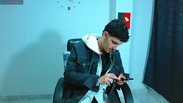 Bastiaan 28 online show from 10, 9, 2025