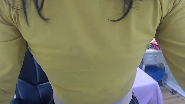 Snapshot of charlottemoonxz chatting on 23, 12, 2024 charlottemoonxz online show from 23, 12, 2024