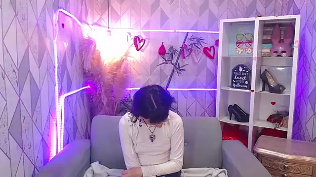 Snapshot of charlottemoonxz chatting on 7, 11, 2025 charlottemoonxz online show from 7, 11, 2025