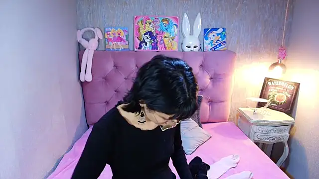 charlottemoonxz online show from 18, 3, 2026