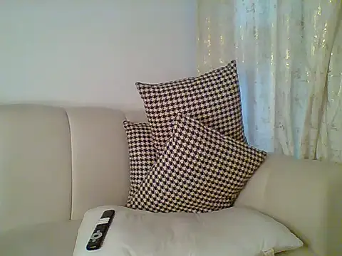 Snapshot of Saintadushe chatting on 20, 10, 2025 Saintadushe online show from 20, 10, 2025