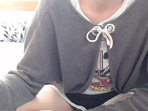 Snapshot of XxLollaXx chatting on 12, 6, 2026 XxLollaXx online show from 12, 6, 2026