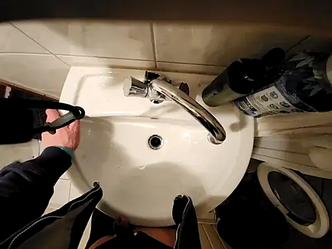 0815lukas2024 online show from 8, 3, 2025