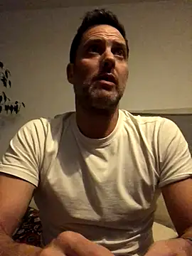 Snapshot of Romain69- chatting on 21, 9, 2025 Romain69- online show from 21, 9, 2025