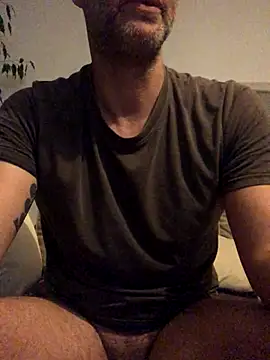 Snapshot of Romain69- chatting on 23, 9, 2025 Romain69- online show from 23, 9, 2025