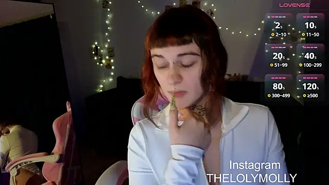 LolyMolli online show from 6, 3, 2025