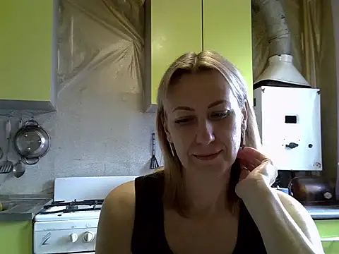 AshleyXHoney online show from 19, 9, 2025