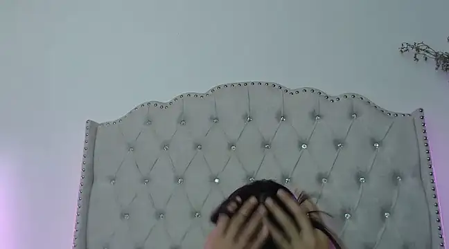 Abril Squirt online show from 22, 2, 2025