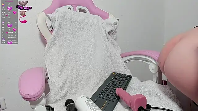 blondeb201 online show from 16, 3, 2025