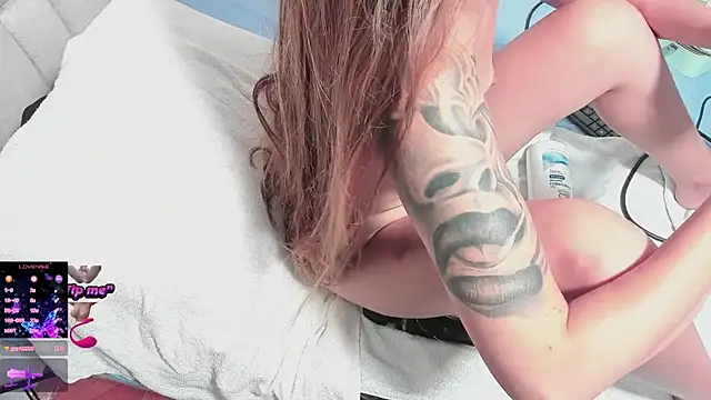 blondeb201 online show from 24, 9, 2025